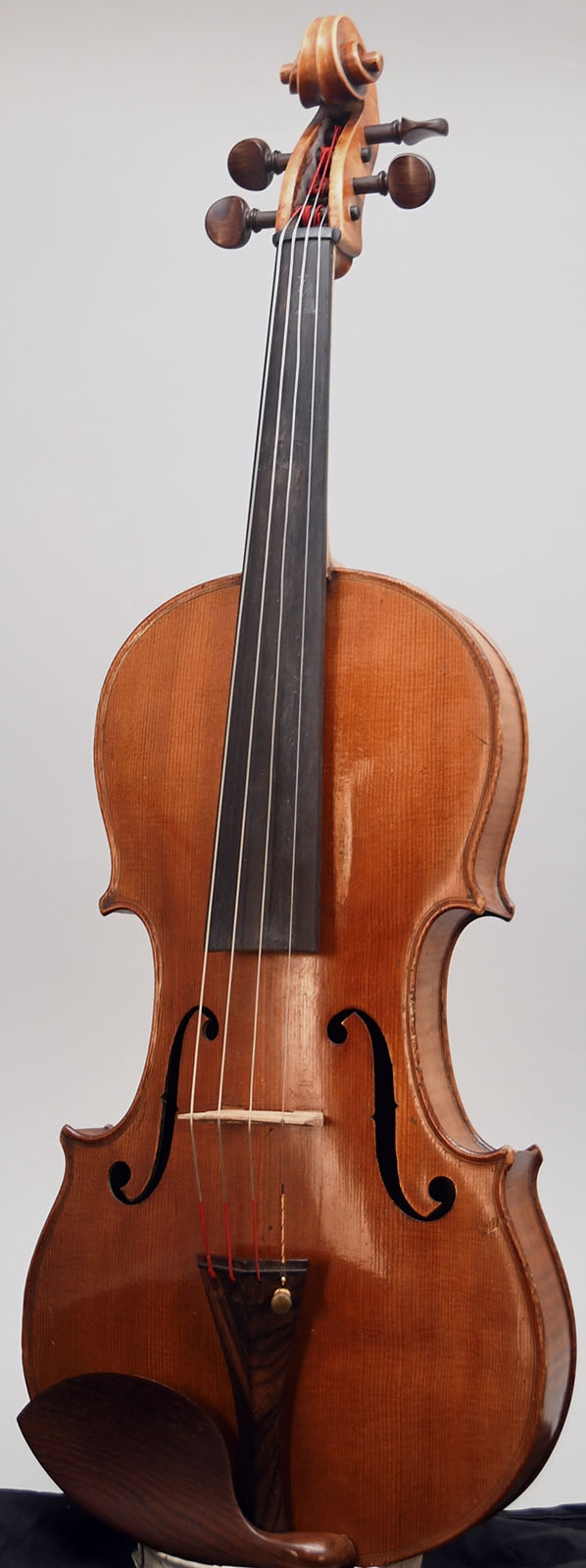 Antonio Monzino viola - Milan 1925